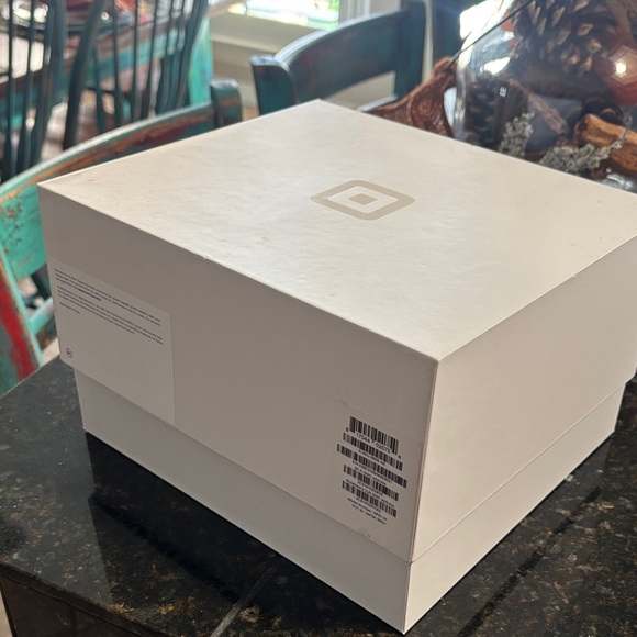 Square terminal - Picture 7 of 7